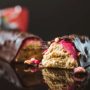 SiS PROTEIN20 vegán fehérjeszelet - 64g - Mogyoróvaj & Zselé